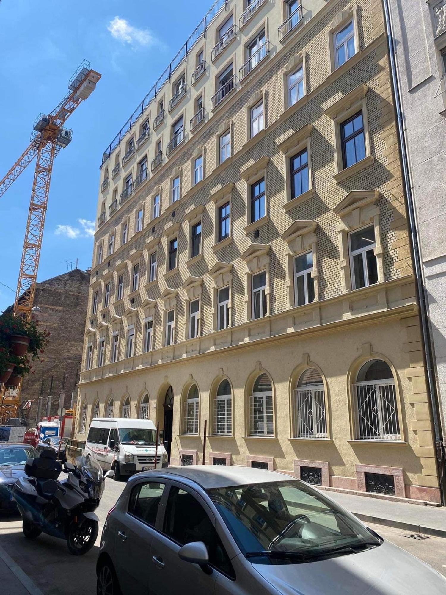 Downtown Mini Apartment Budapeste Exterior foto